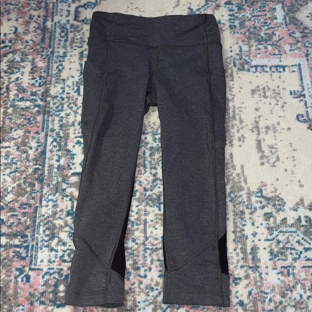 Crop leggings size 2